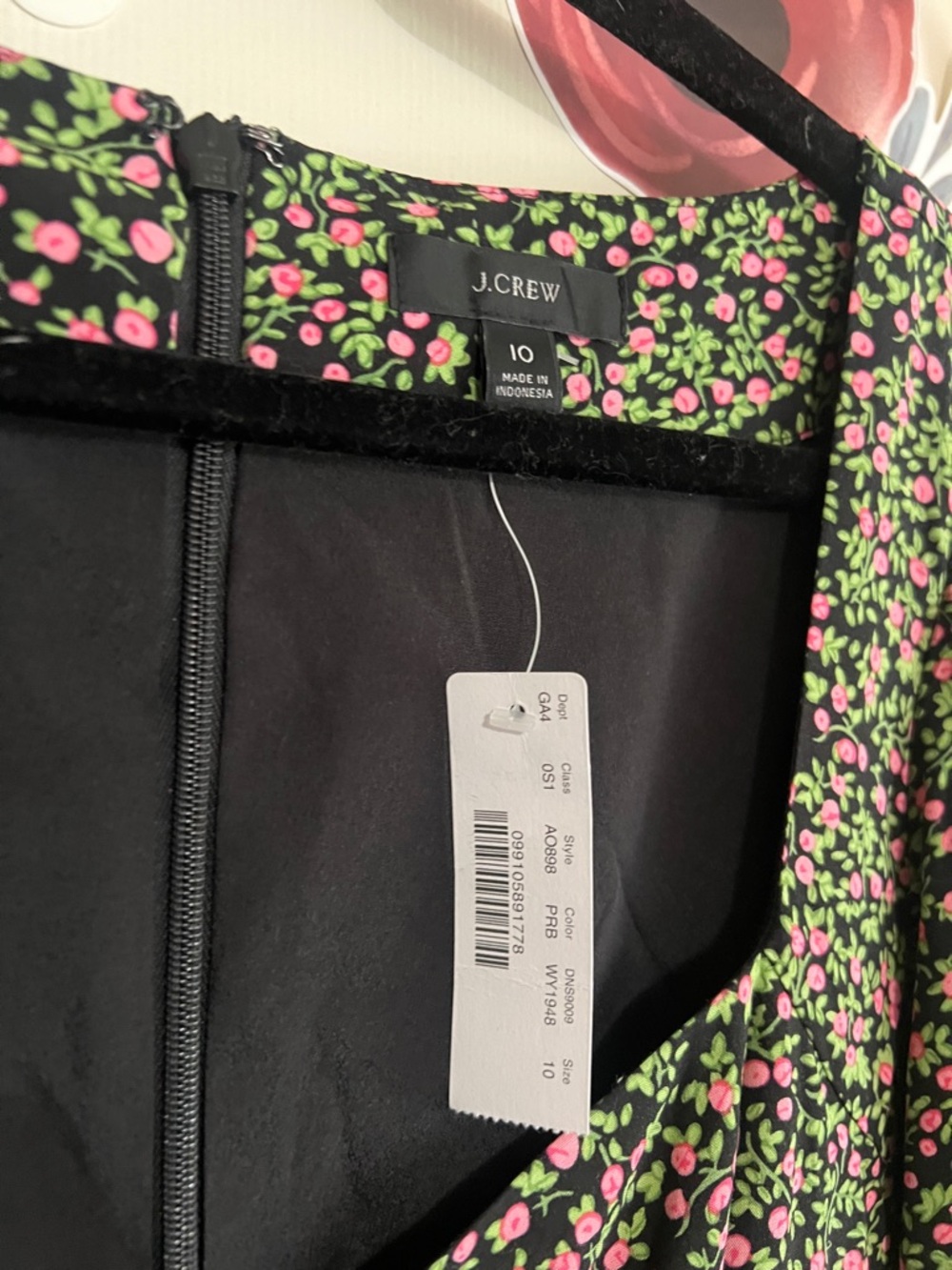 J. Crew Smocked-sleeve midi dress in floral 10 NWT - Picture 4 of 11